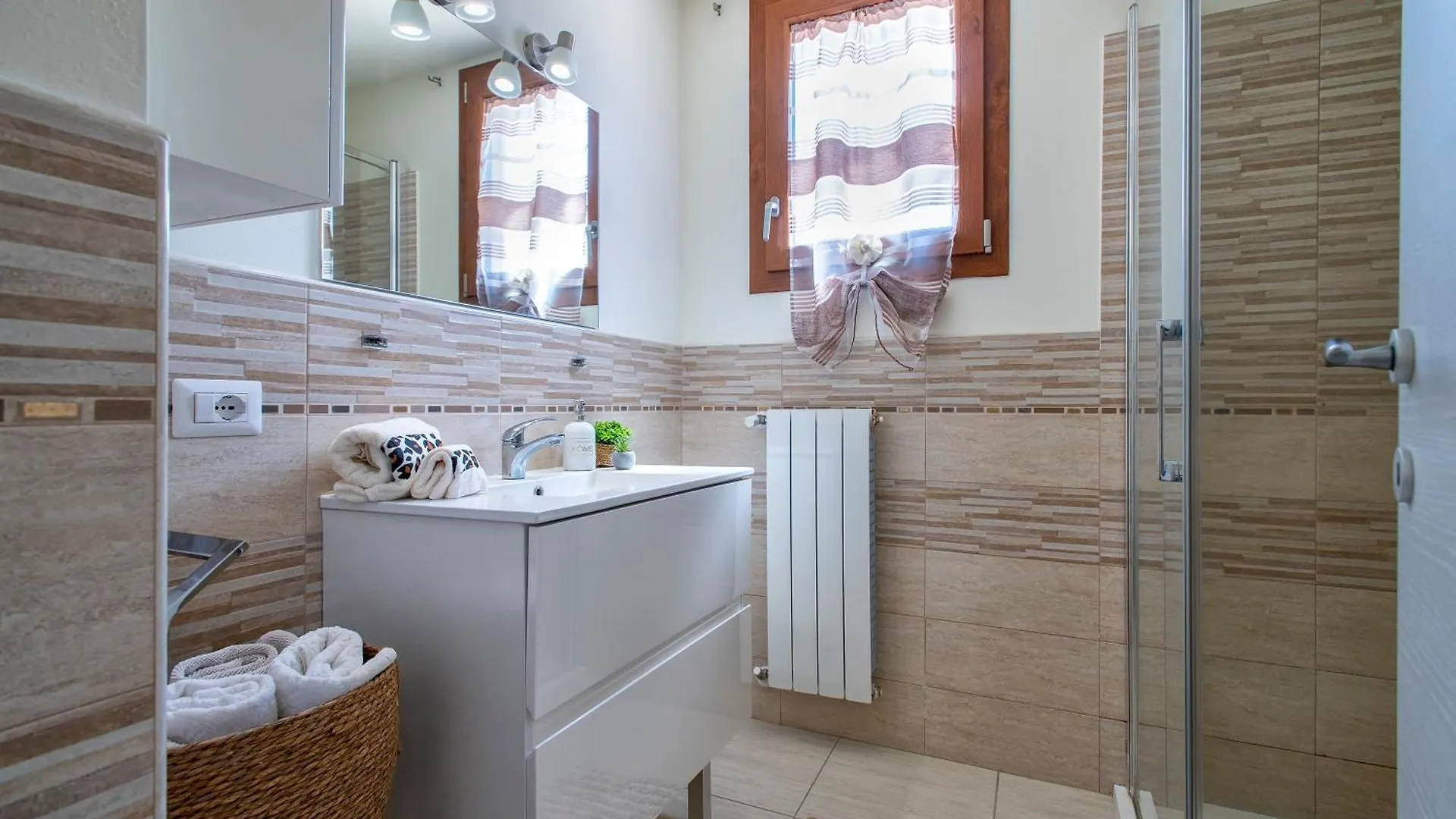 Casa Pollina In Villa Brionis Con Grande Veranda Alghero